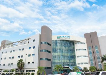Hospital Ney Arias Lora entrega  incentivos a colaboradores