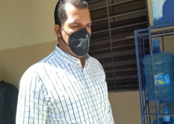 Dictan medida de coerción por caso de violencia de género al suspendido director de Turismo en Samaná