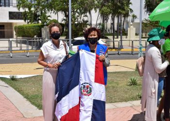 Defensora del Pueblo acude a campamento y repudia atropello a activistas tres causales