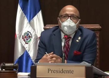 Aprueban préstamos por más de $124 millones de dólares para saneamiento de cañada y programas de educación