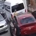 Dos personas se enfrentan a tiros frente a vivienda de legislador, queda captado en cámara