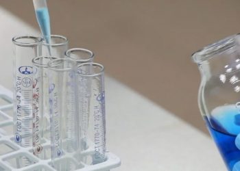 Desarrollan en Rusia una vacuna nasal contra el coronavirus sin efectos secundarios