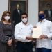 Entregan más de 127 millones de pesos para obras  en Santiago