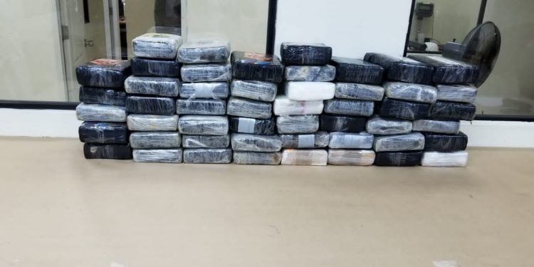 Ocupan 50 paquetes cocaína en Puerto Don Diego serían enviados a PR