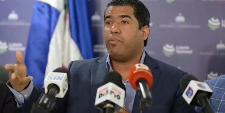 Presidenta Abinader destituye a Luis Maisichell Dicent de la Lotería Nacional