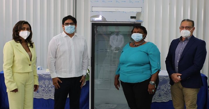 INABIE y FAO entregan 32 sistemas de refrigeración para conserva alimentos