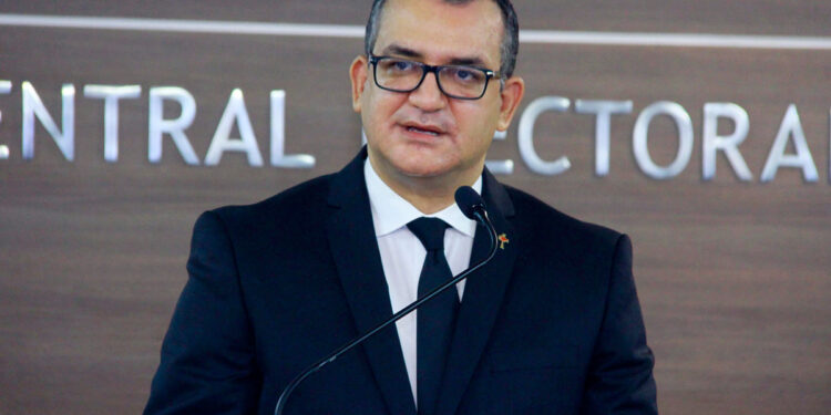Román Jáquez afirma JCE tiene misión de garantizar derechos de la diáspora en esta gestión