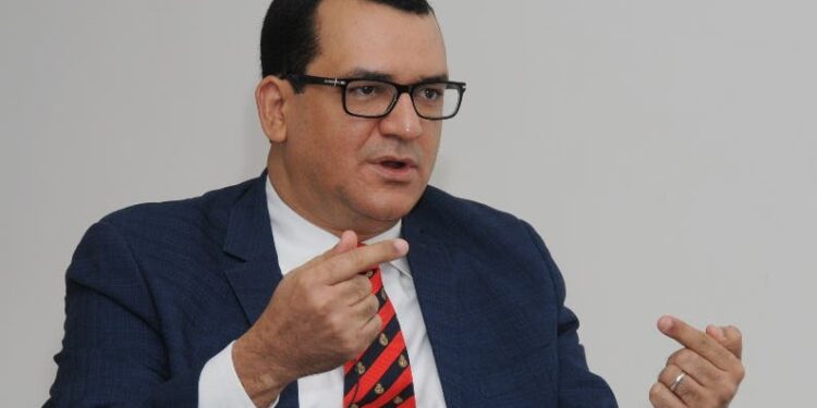 Presidente JCE positivo al Covid