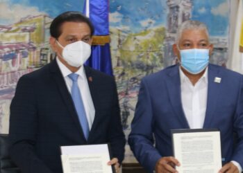 OMSA y  Salud Pública unifican criterios en torno a  plan austeridad del Estado