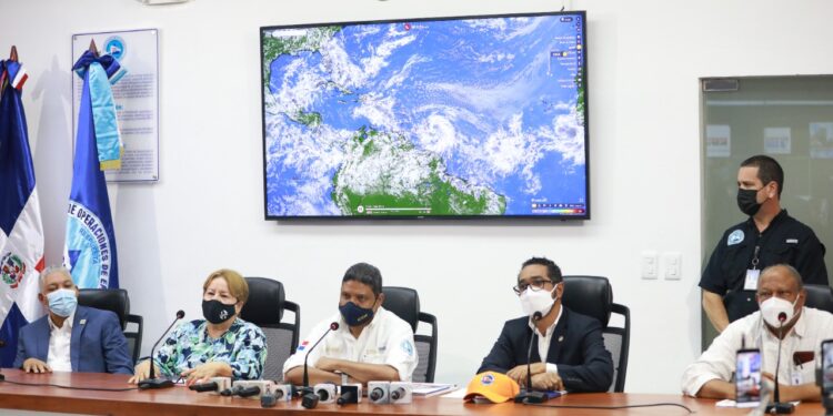 Vigilan tormenta tropical al sur del país