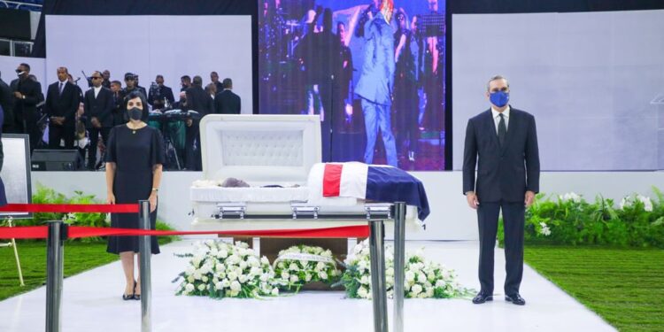 Presidente Luis Abinader sobre Johnny Ventura: A un grande se le despide en grande