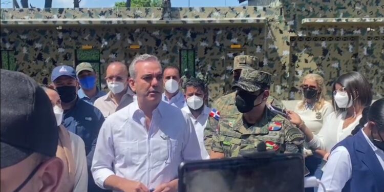 Presidente Abinader pide a comunidad internacional preocuparse más por problema haitiano