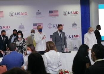 Abinader encabeza firma acuerdo bilateral entre gobiernos RD-EE. UU. con inversión  251 millones dólares