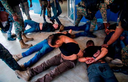 Apresan 15 colombianos y dos estadounidenses por asesinato presidente de Haití
