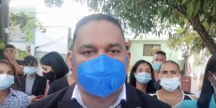 Jóvenes son capacitados para trabajar en Cold Center