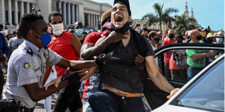 El Frente Guasu se solidariza con el gobierno cubano y culpa a EEUU por la situación en la isla