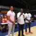 Diputado entrega 50 mil pesos para ganadores torneo baloncesto 13, Alcarrizos