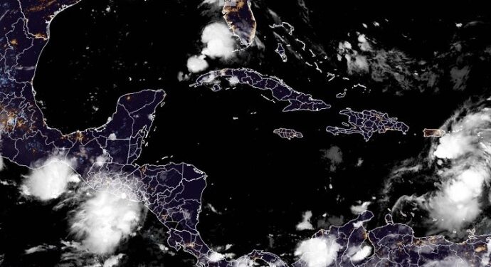 La tormenta tropical Grace avanza en el Atlántico.  impactará este domingo a la República Dominicana