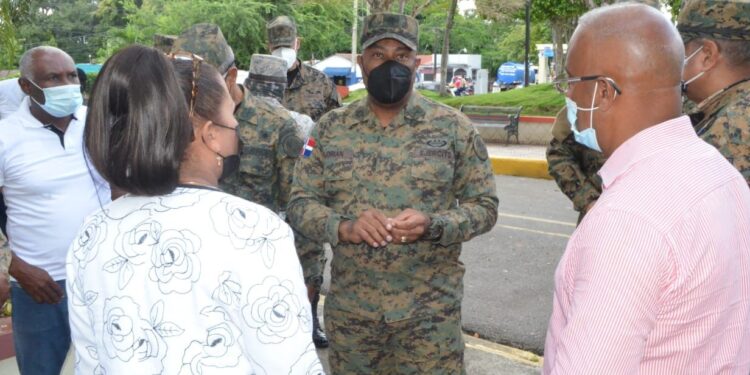 Ejército supervisa operativos para evitar propagación fiebre porcina