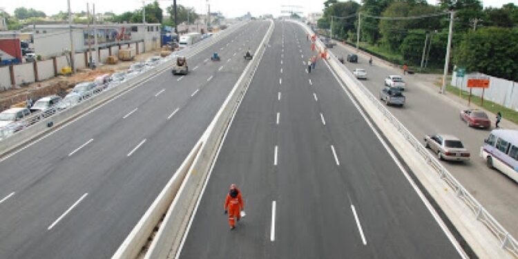 Obras Públicas dará mantenimiento a túneles, elevados y pasos esta semana