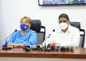 COE eleva a 18 las provincias en alerta por efectos de ciclón tropical