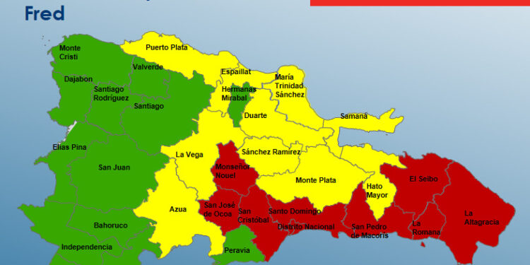 COE eleva alerta a 31 provincias por paso tormenta tropical Fres