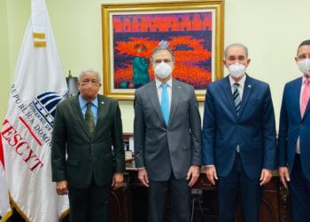 MESCYT y TSE contemplan desarrollar programas de capacitación para personal de la Alta Corte