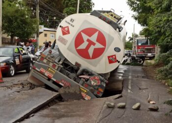 Accidente en Barrio Lindo, La Herradura, Santiago