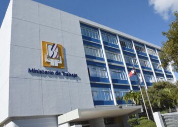 Trabajo instruye a empresas ubicadas en zonas de alerta roja flexibilizar jornadas de trabajo ante el paso de Grace