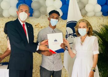 Convenio entre MESCYT y Fundación MIR beneficiará a jóvenes meritorios y de escasos recursos de La Romana