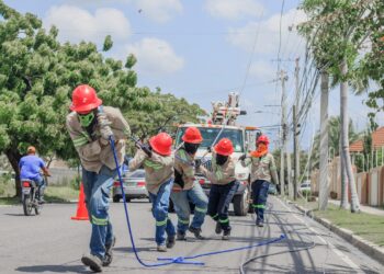 Edesur ejecuta proyecto rehabilitación de redes en Peravia