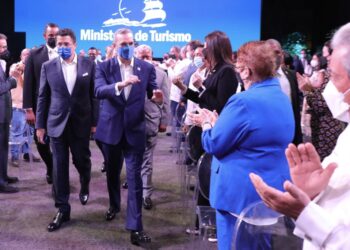 Turismo revela crecimiento vertiginoso del sector en últimos 11 meses