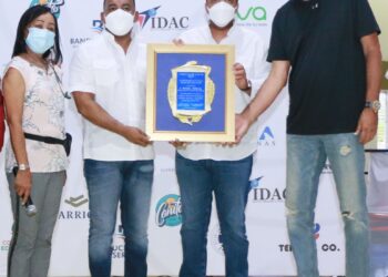 Baloncesto de Monte Plata reconoce apoyo del Banreservas para realizar XVII torneo