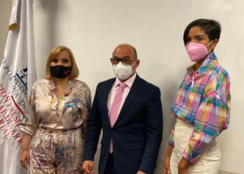CPADB y Fundación ONCOSERV firman acuerdo para la prevención de cáncer de mama