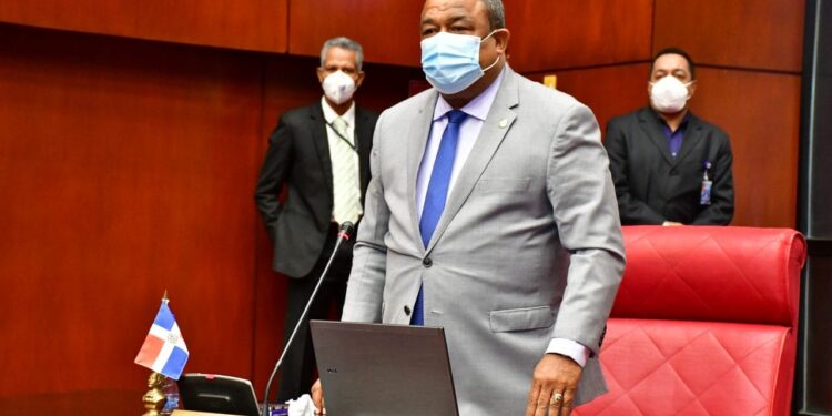 Senador Ramón Pimentel  por Montecristi rinde cuentas desu gestión