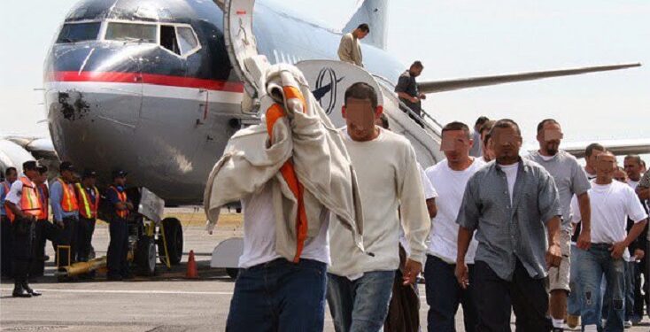 RD recibe 41 dominicanos deportados desde EE.UU. cumplieron condenas en ese país
