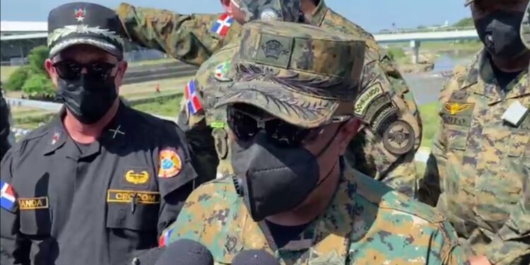 Pese a tumulto en puerta fronteriza Dajabón jefe Ejército garantiza no hay peligro