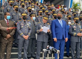 Director PN garantiza  en sus manos no morirá proceso de transformación policial