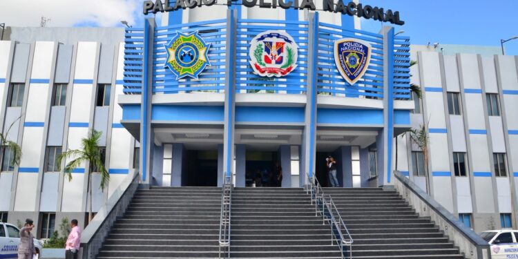 Policía Nacional persigue responsables de muerte de una niña de 8 años y causar heridas de bala a dos personas en Moca