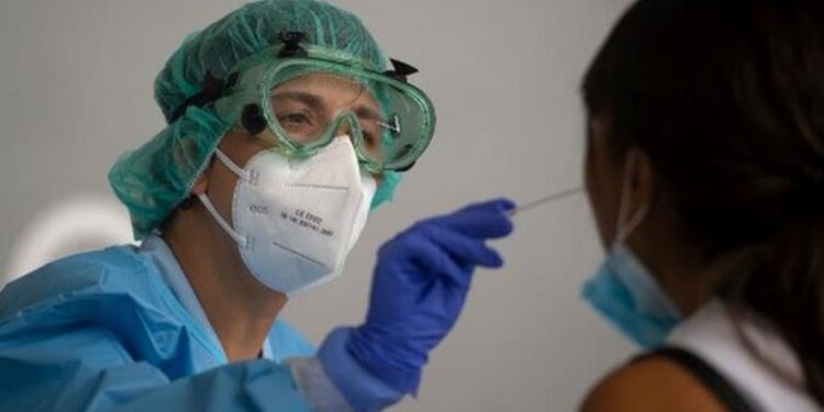 Salud Pública reporta tres defunciones y 751 nuevos casos de Covid-19, confirmados
