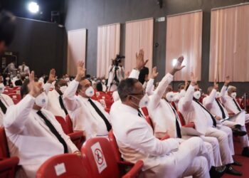 Senado realiza sesión extraordinaria en San Cristóbal por Día Constitución