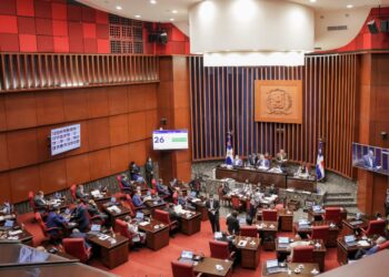 Senado aprueba en primera lectura Código Penal; su lectura íntegra iniciará en la próxima sesión