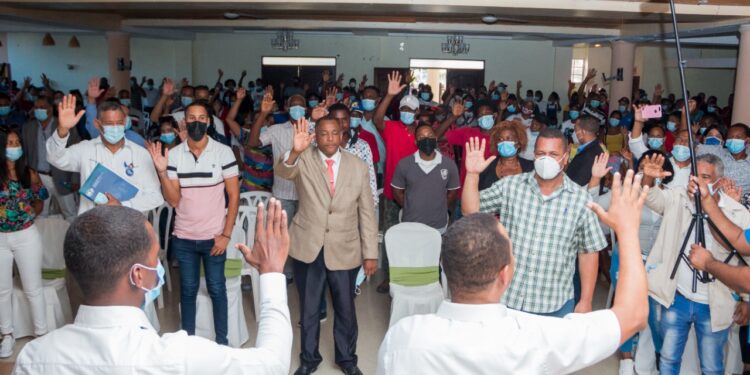 Expeledeistas de Villa Altagracia apoyan al presidente Abinader