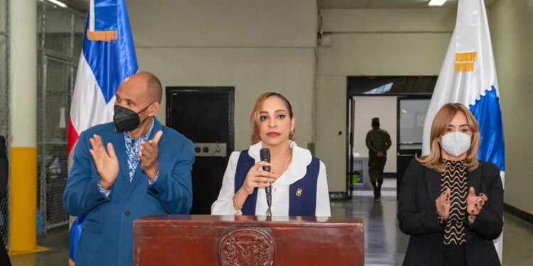 INPOSDOM deja sin efecto acuerdo con empresa Mía Cargo Group