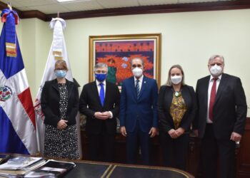 Gobierno reanudará envío estudiantes universitarios beneficiados con becas a Finlandia a especializarse