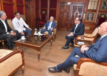 Presidente del Senado recibe a miembros  Cámara Representantes de Puerto Rico