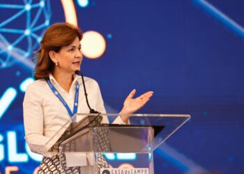 Vicepresidenta asegura gobierno se mantiene vigilante ante nuevas variantes Covid