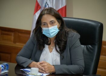 Senadores favorecen fortalecer servicios básicos para mejorar estado de salud mental