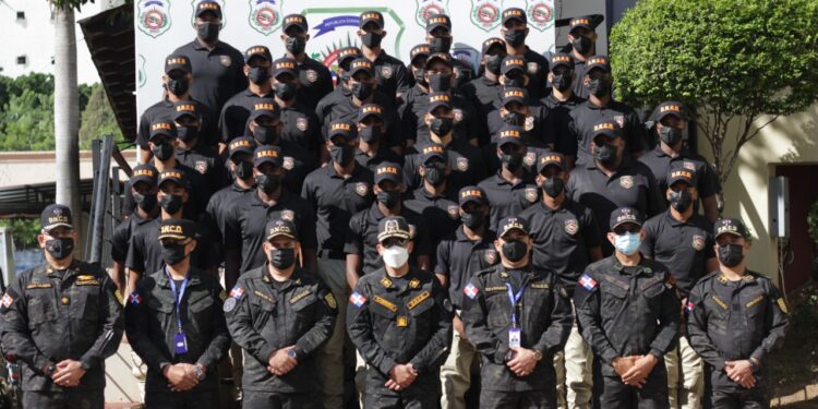 DNCD gradua 100 nuevos agentes; reforzarán labores operativas contra el narcotráfico