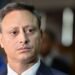 Internan a Jean Alain por problemas renales